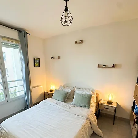 2 Pieces Apartment *